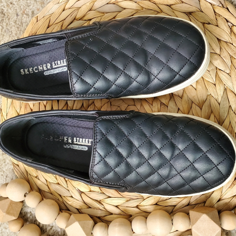 Skecher Street Menory Foam Slip Ons